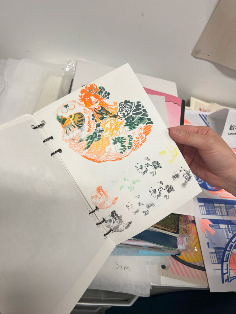 リソグラフで制作された生徒の作品