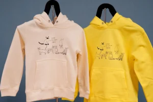 Mi_CatDoodles2022_hoodie_1c
